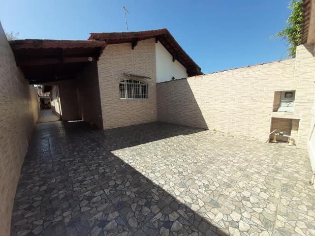 #481 - Casa para  em Mongaguá - SP