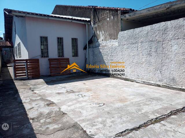 #689 - Casa para  em Mongaguá - SP