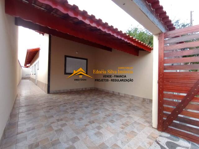 #758 - Casa para Venda em Mongaguá - SP